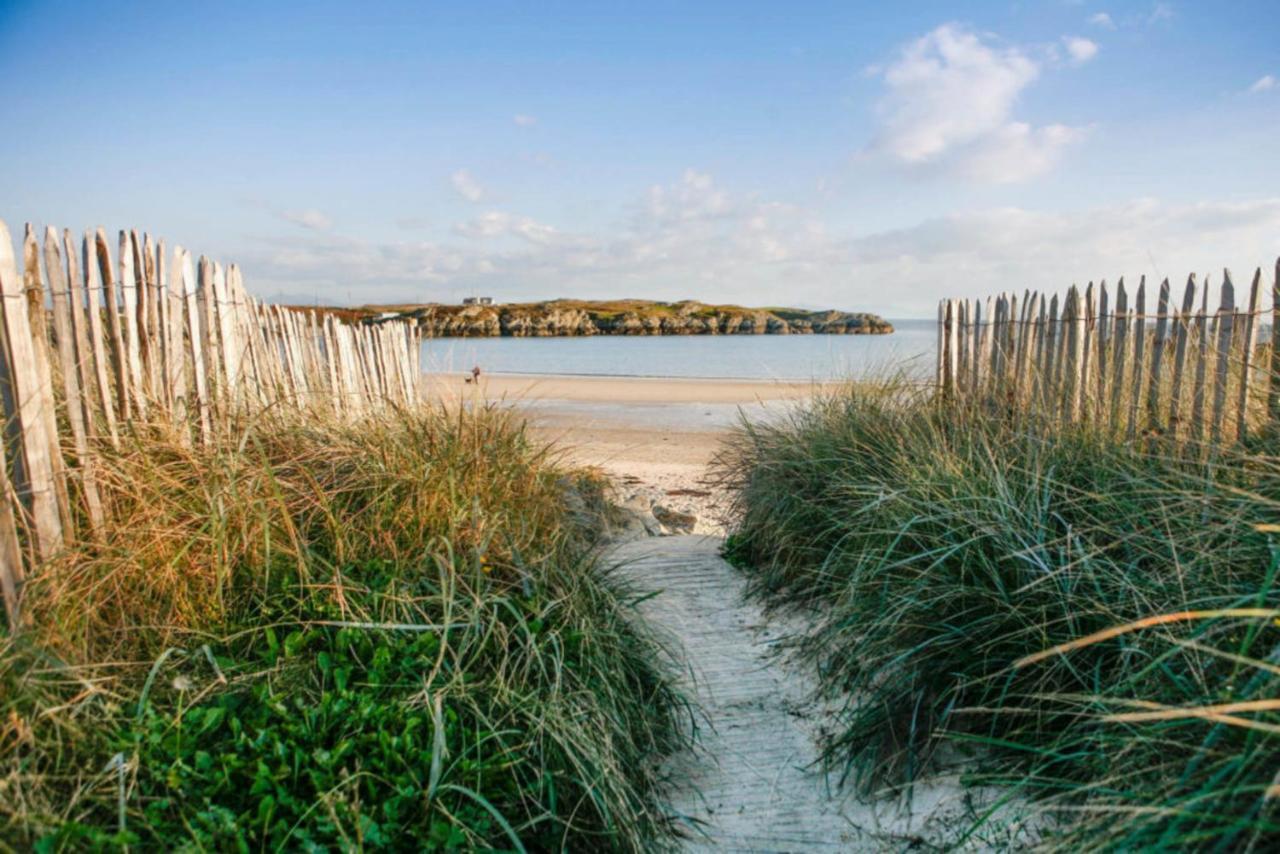 Вилла Charming 2 Bed House Near Rhoscolyn Discounts For Холихед Экстерьер фото